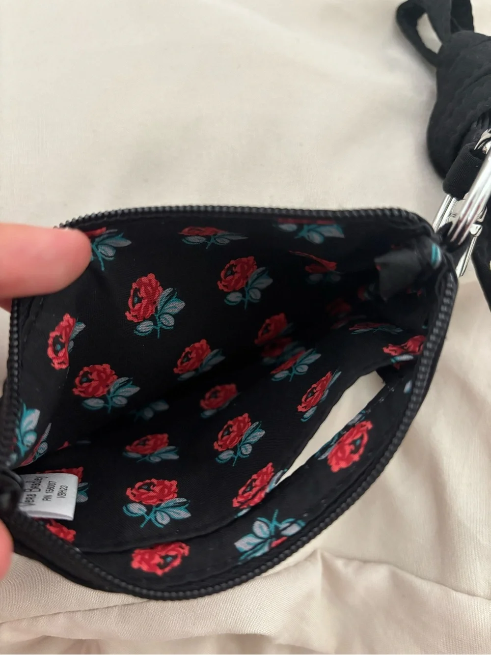 Brand New Vera Bradley Black Cardholder ID Wallet with Rose Print